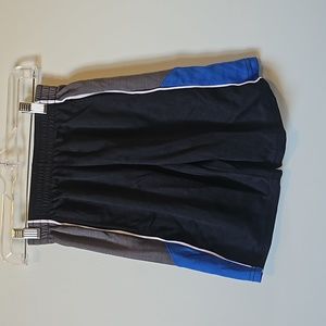 Boy's Size 8/10 Crunch Time shorts